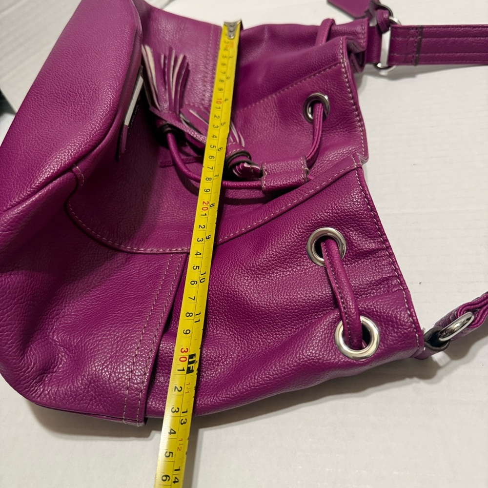 Tignanello hobo bucket  leather bag - Picture 10 of 12